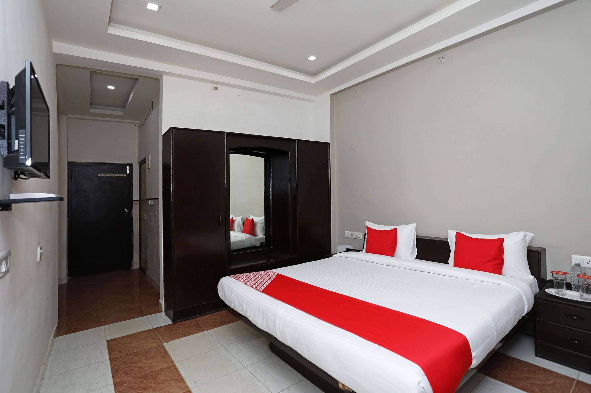 Oyo 10967 Dhola Maru Resort Kota  Buitenkant foto